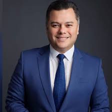 Leandro M. Frota